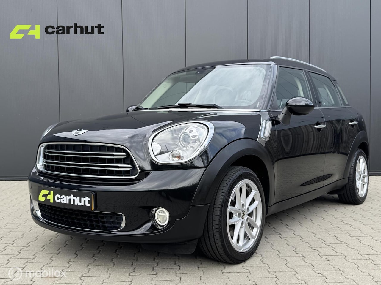 MINI Countryman - Cooper|Facelift|Panoramadak|Leder|Stoel verw.|Navi|Trekhaak - AutoWereld.nl