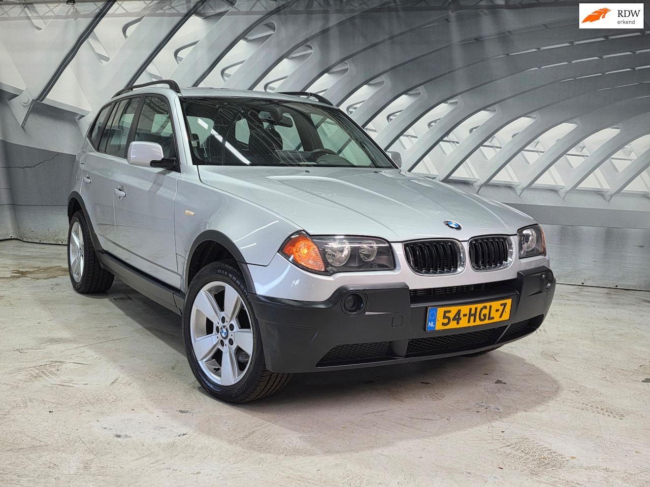 BMW X3 - 2.5i pano, leer, navi - AutoWereld.nl