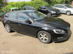 Volvo V60 - 2.0 D2 Nordic+ / Motorschade / 2017 / Automaat /
