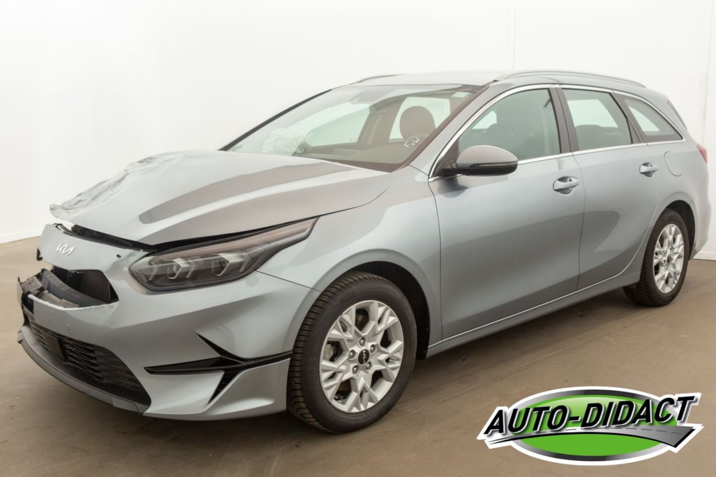 Kia Cee'd - Ceed 1.0 T-GDi Navi Camera Clima DynamicLine - AutoWereld.nl