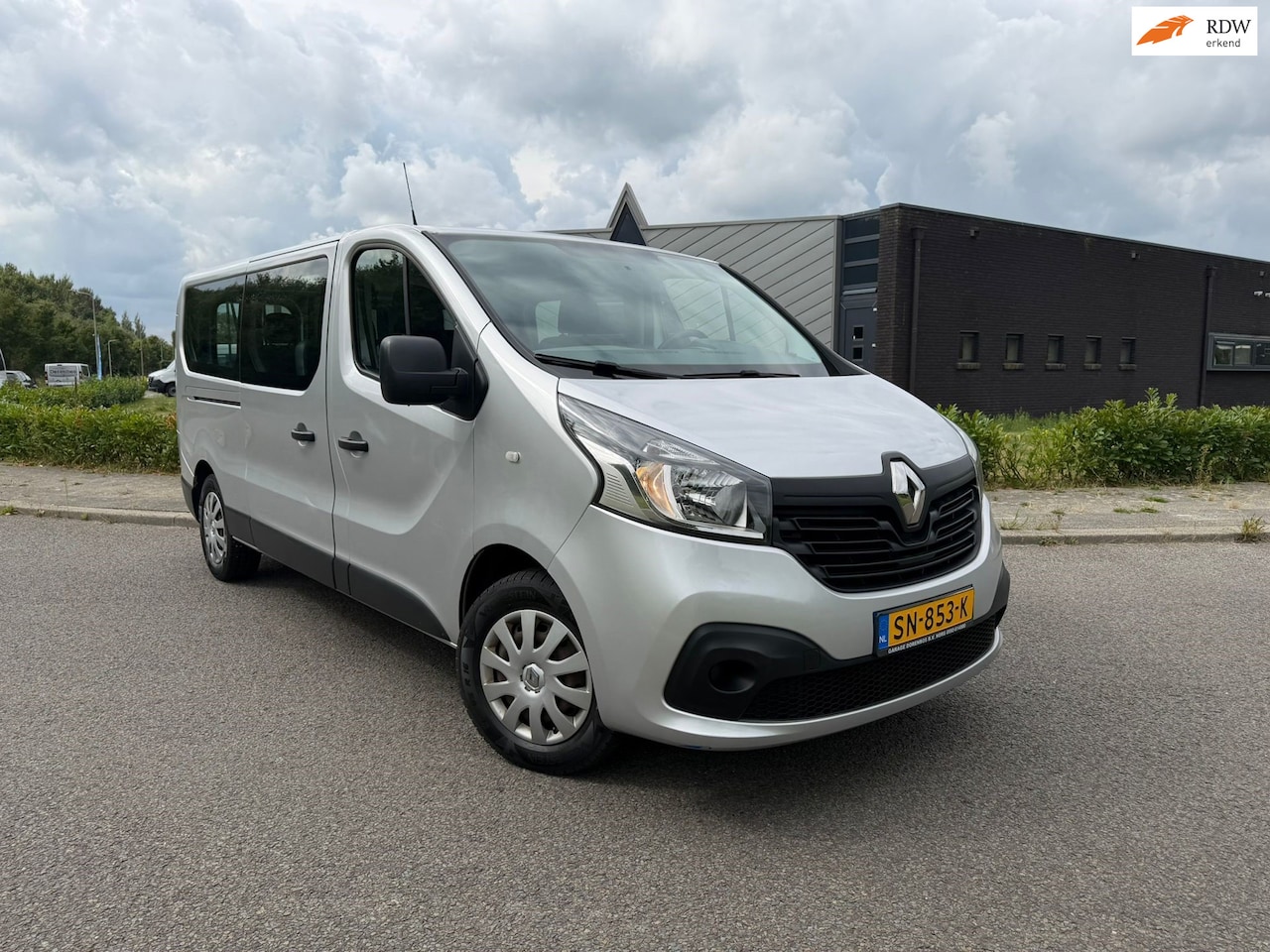 Renault Trafic Passenger - 1.6 dCi Grand Authentique Energy | 9 persoons | EX BTW | BPM Vrij - AutoWereld.nl