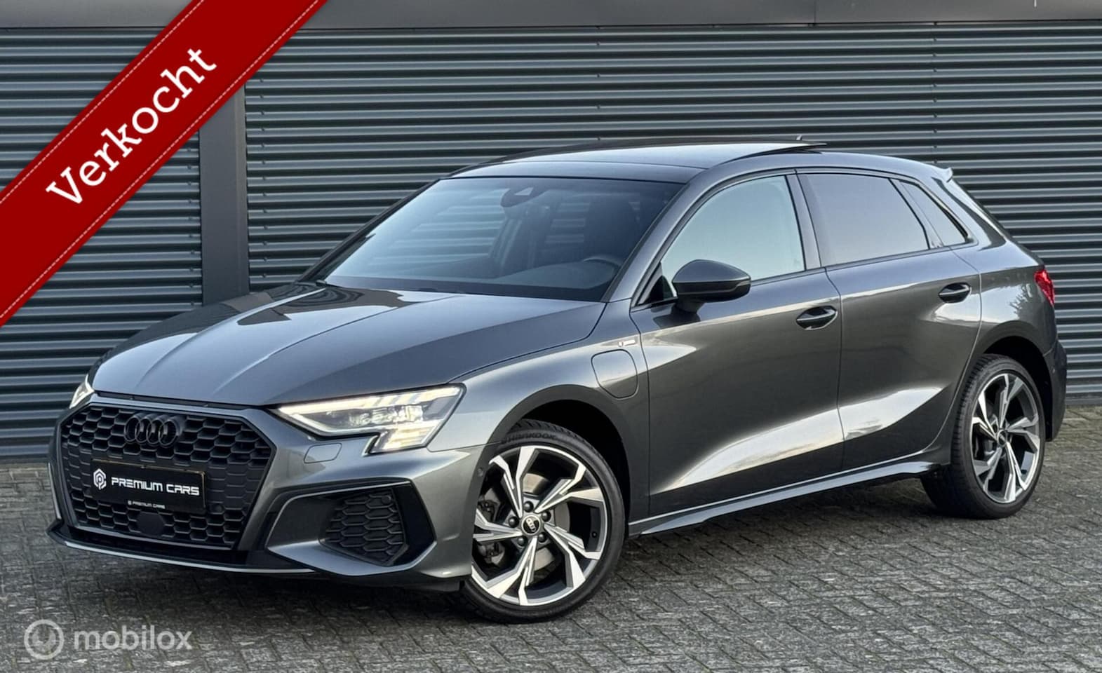 Audi A3 Sportback - 3x S-Line Pano Matrix RS Seats B&O Sfeer - AutoWereld.nl