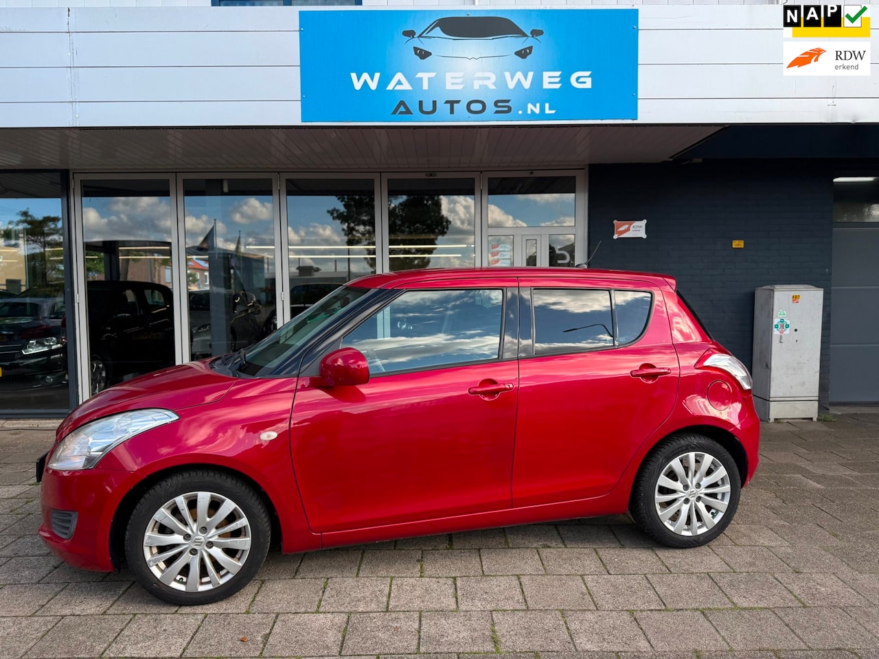 Suzuki Swift - 1.2 Comfort EASSS Navi/Clima/Lm velgen - AutoWereld.nl