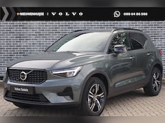 Volvo XC40 - 2.0 B4 Plus Dark | Trekhaak | Harman Kardon Audio | Achteruitrijcamera | Parkeersensoren |