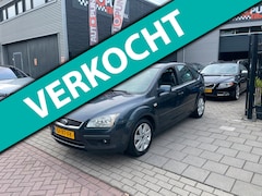 Ford Focus - 1.6-16V Trend Trekhaak Airco NAP APK 1 Jaar