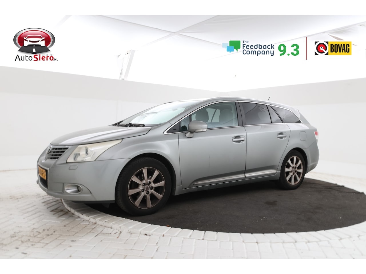 Toyota Avensis Wagon - 2.0 VVTi Executive Business Navigatie, leer, climate, - AutoWereld.nl