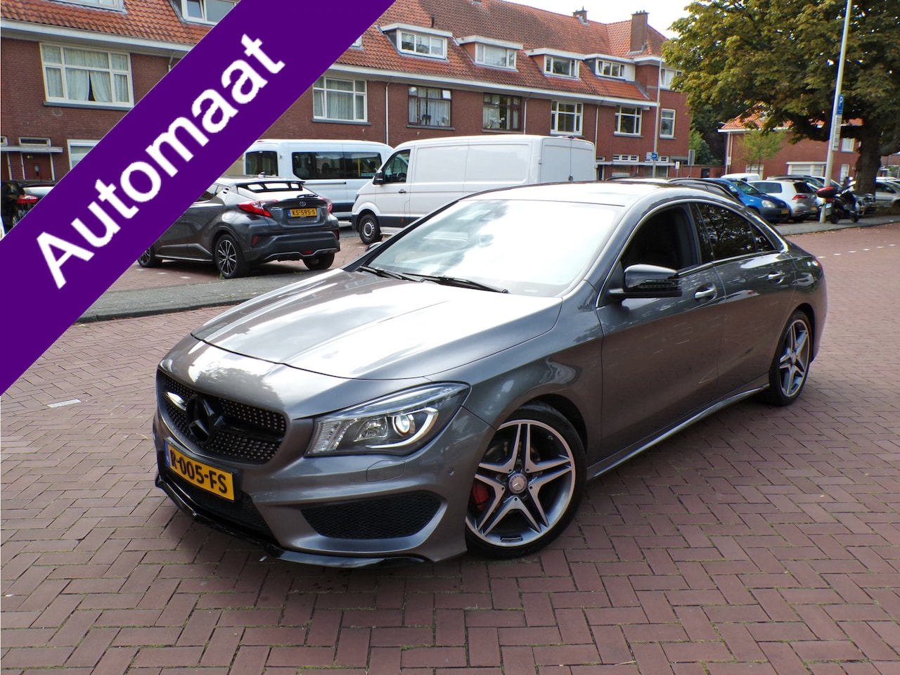 Mercedes-Benz CLA-Klasse - 180 OrangeArt Edition AMG UITVOERING HISTORIE AANWEZIG - AutoWereld.nl