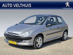 Peugeot 206 - 1.6 16V 110pk XS 3-drs