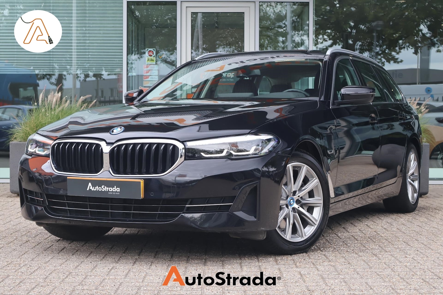 BMW 5-serie Touring - (g31) 530e High Executive 292pk AUT I Navi I Leder I Stoelverwarming I Cruise I Climate - AutoWereld.nl