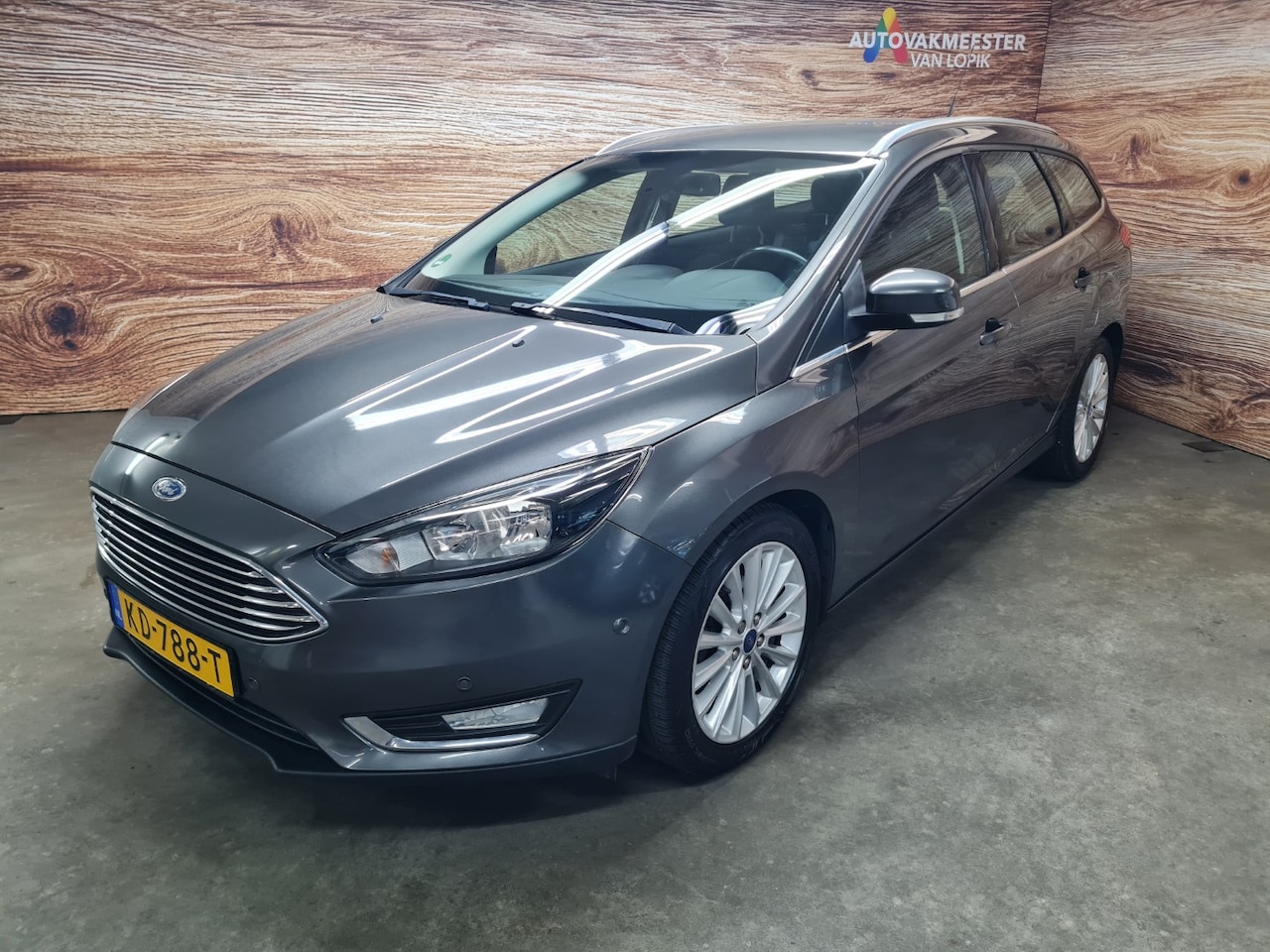 Ford Focus Wagon - 1.0 125pk Titanium Trekhaak I.Z.G.S. All-in prijs + 3 mnd garantie - AutoWereld.nl