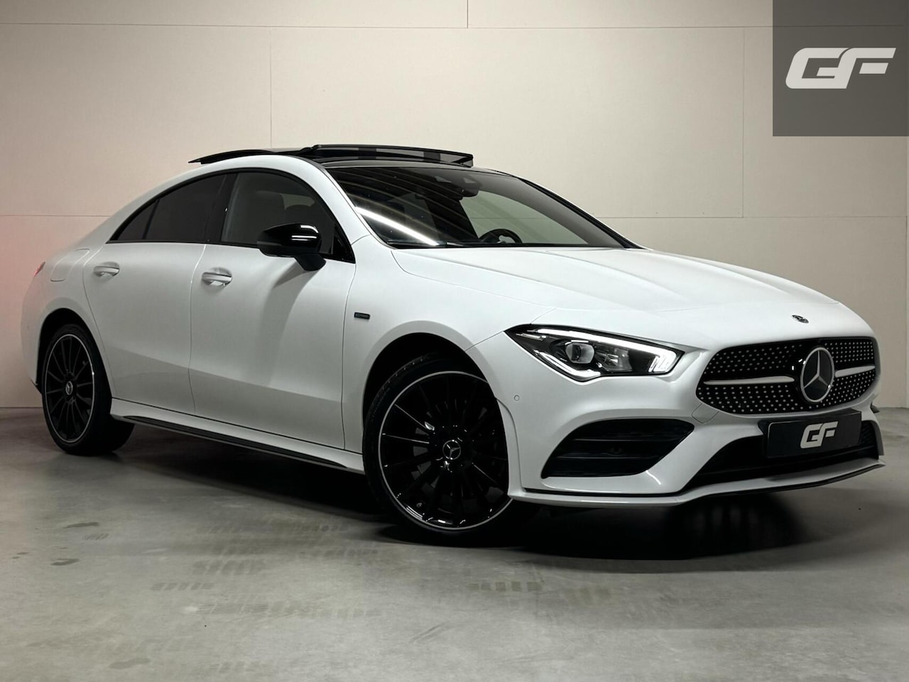 Mercedes-Benz CLA-Klasse - 250e AMG Edition Pano Sfeer Carplay 360º - AutoWereld.nl