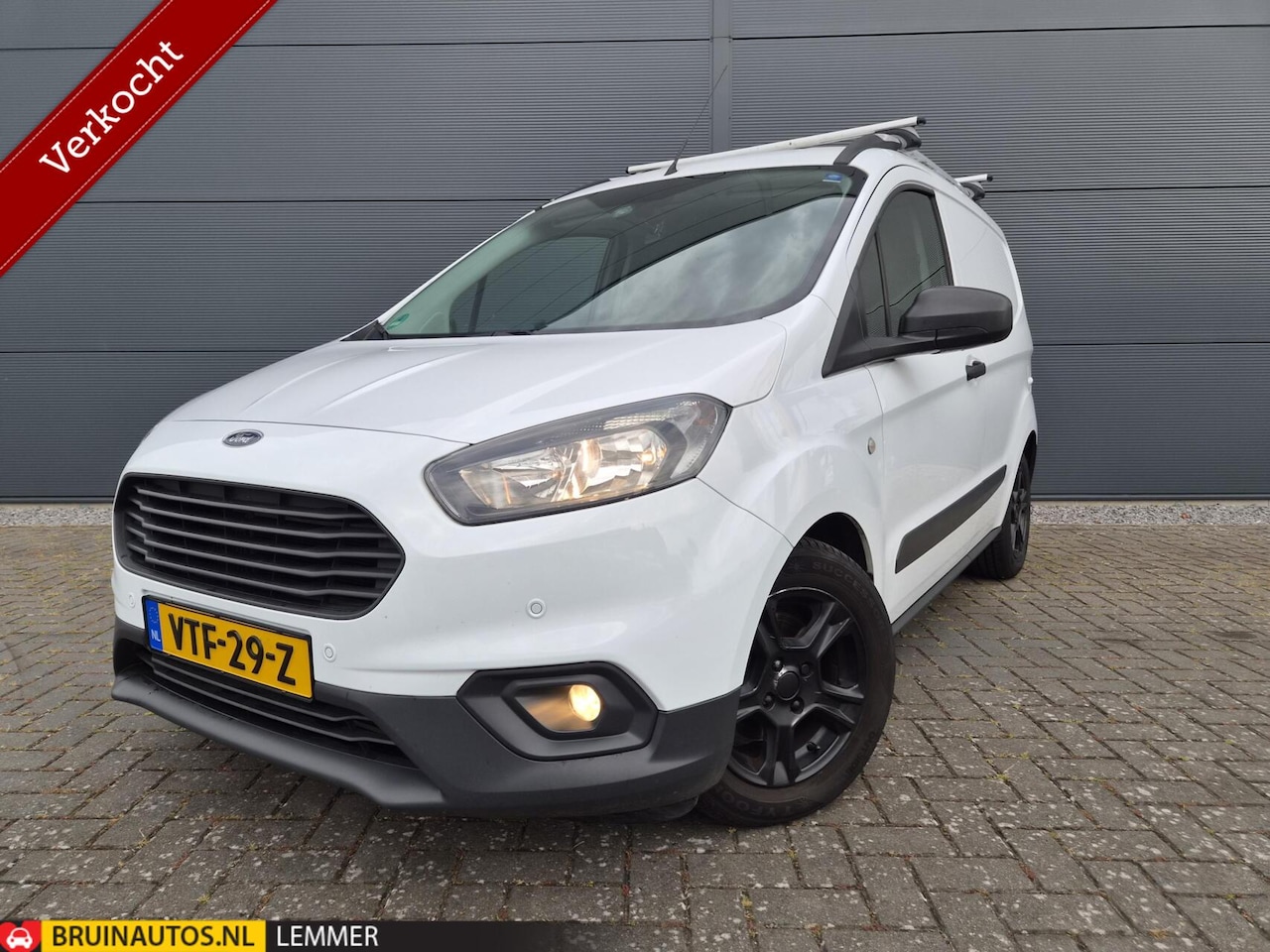 Ford Transit Courier - 1.0 Airco trekhaak Benzine 101 PK Marge - AutoWereld.nl