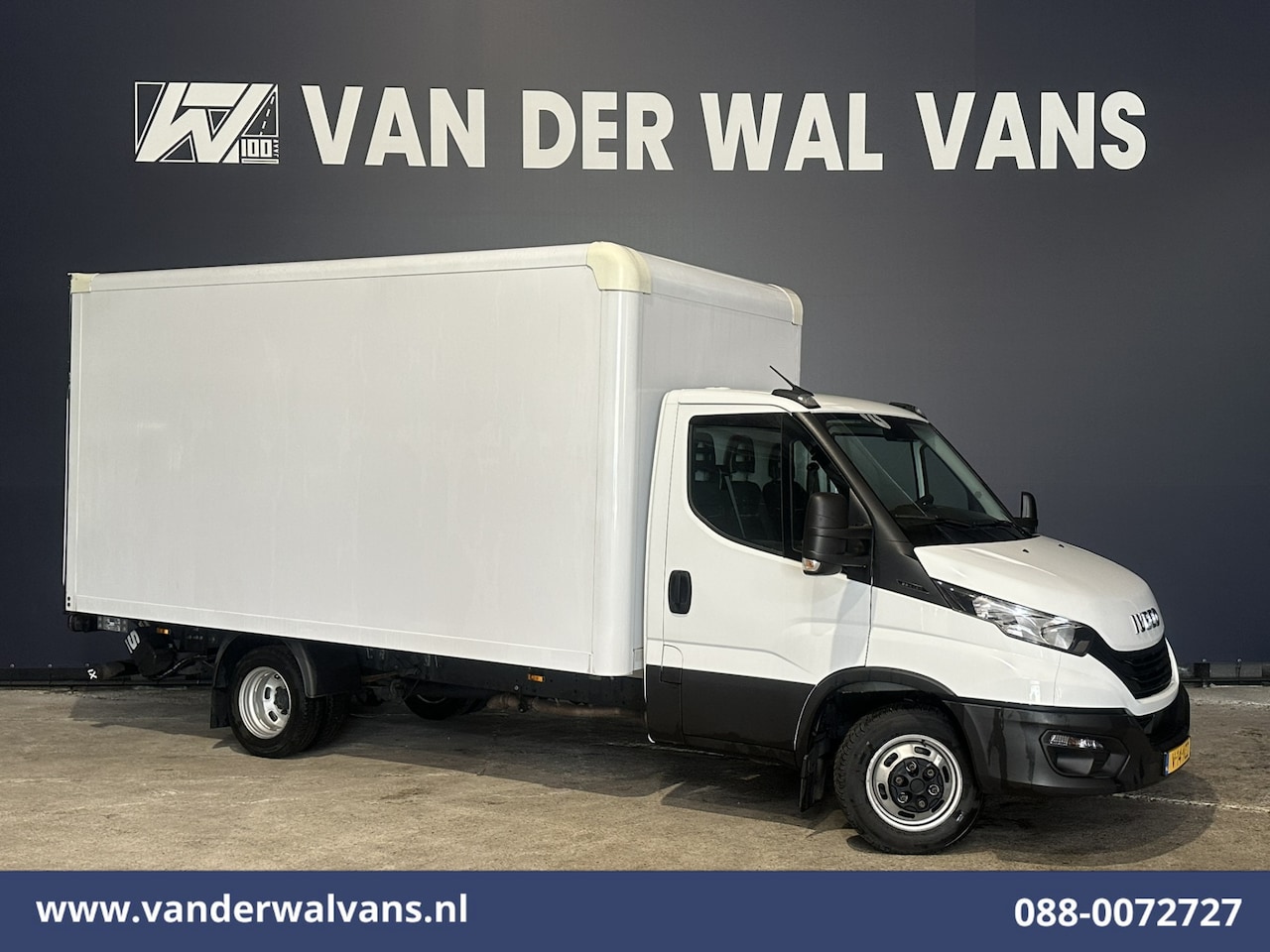Iveco Daily - 35C16H 157pk Bakwagen Laadklep Dubbel Lucht Euro6 Airco | 1010kg laadvermogen Bijrijdersba - AutoWereld.nl