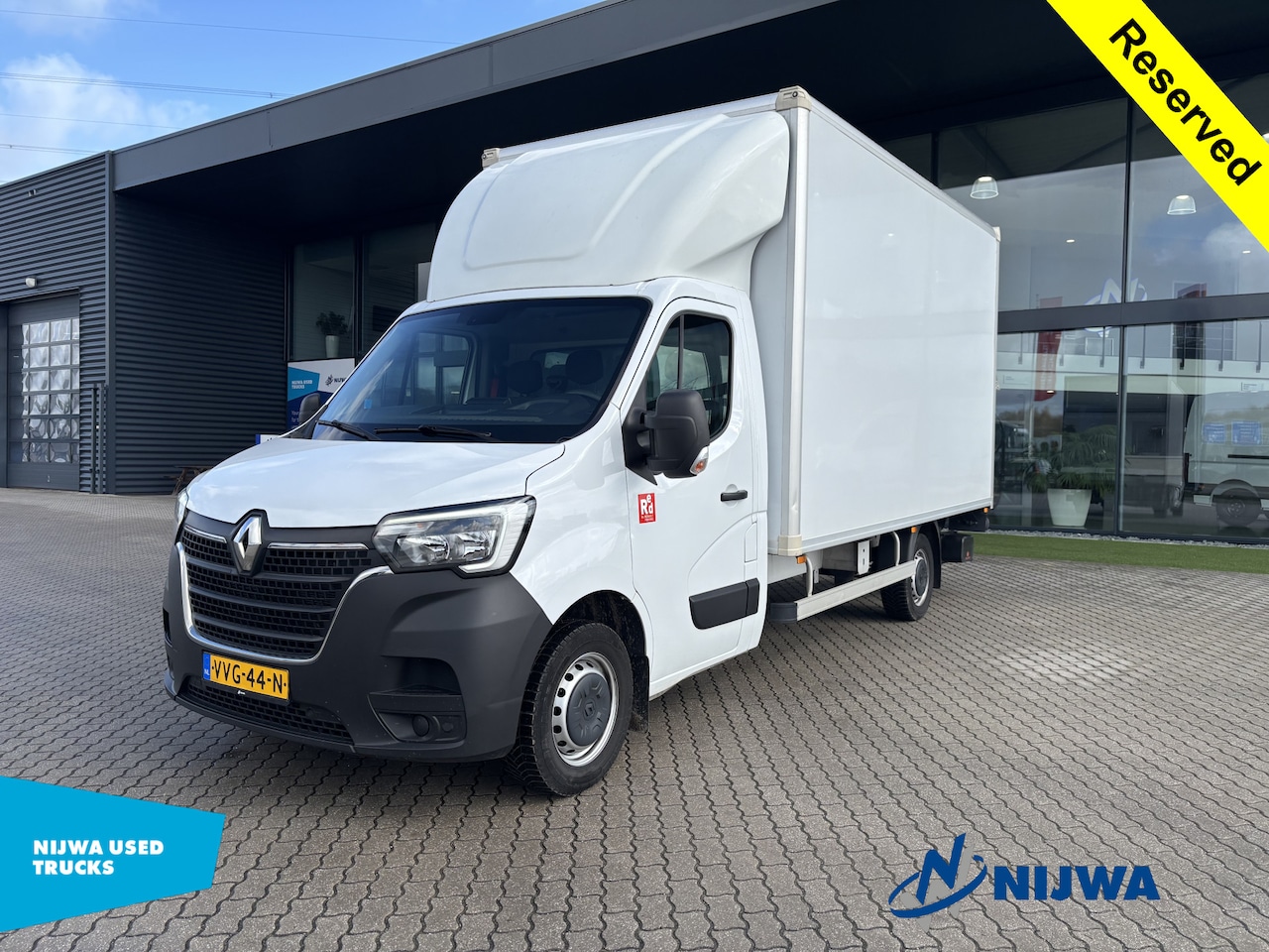 Renault Master - T35 145 Laadklep + Zijdeur - AutoWereld.nl