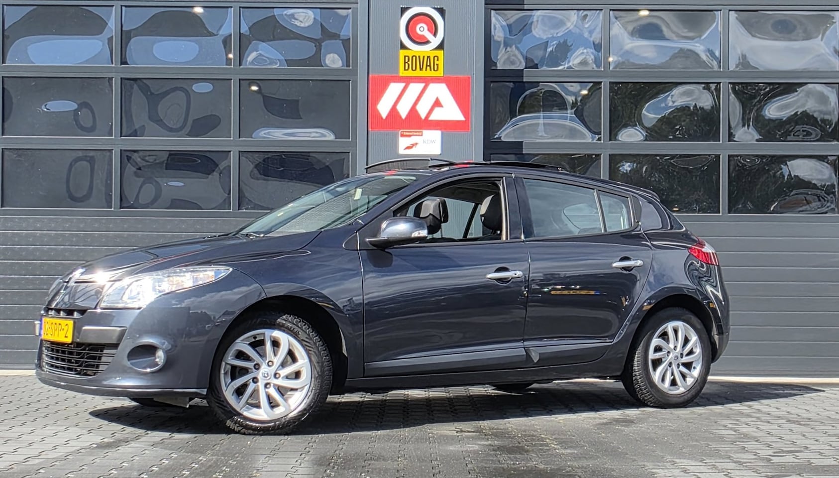 Renault Mégane - 1.4 TCe Dynamique | PANO | LEDER | TREKHAAK | NAVI | PDC - AutoWereld.nl