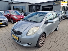 Toyota Yaris - 1.3 VVTi Sol/Apk 03-1-2027