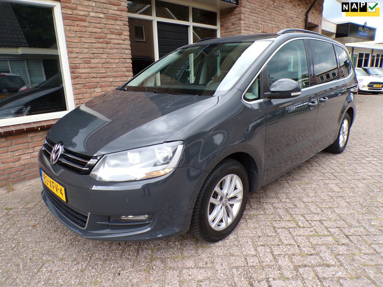 Volkswagen Sharan - 1.4 TSI Comfortline 7persoons / Automaat / Navi - AutoWereld.nl
