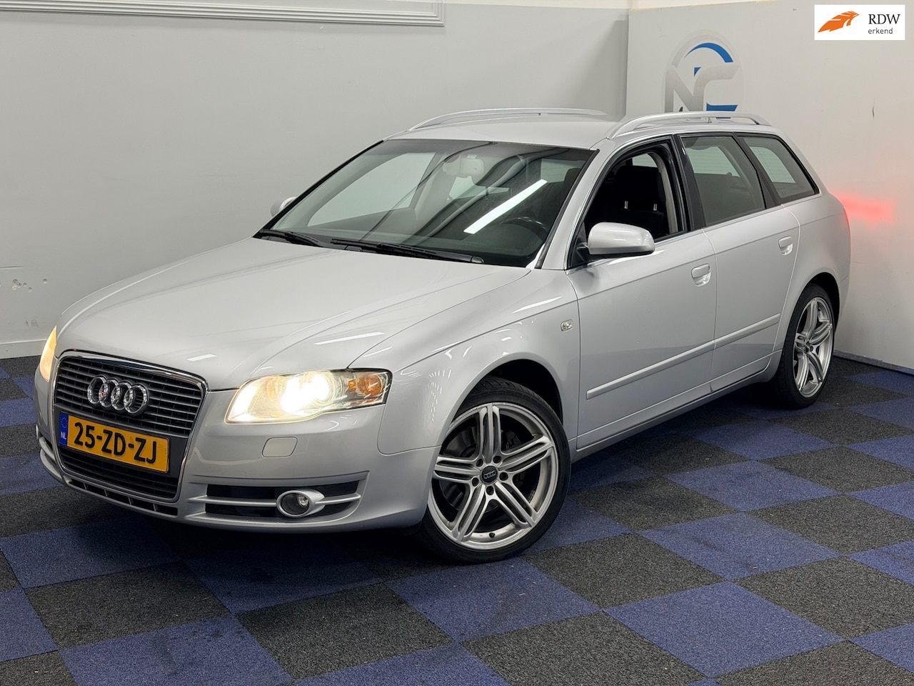 Audi A4 Avant - 2.0 TFSIe Advance / NETTE AUTO / NAVI-MULTIEMEDIA / NIEUWE APK - AutoWereld.nl