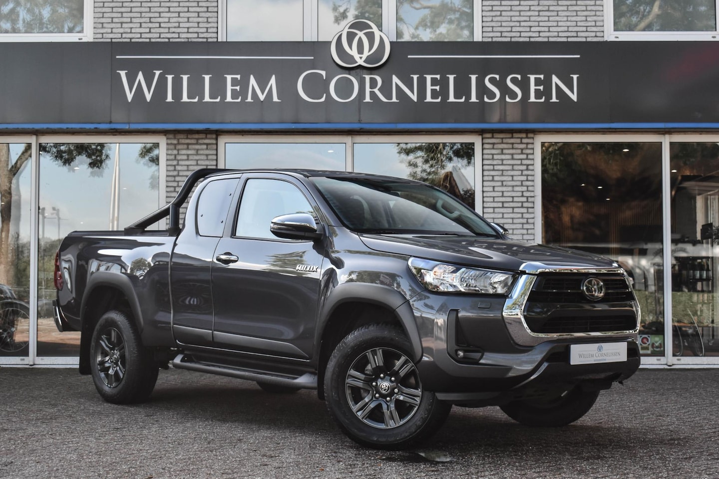 Toyota HiLux - 2.4 D-4D Xtra Cab Professional Trekhaak NL Auto Le - AutoWereld.nl
