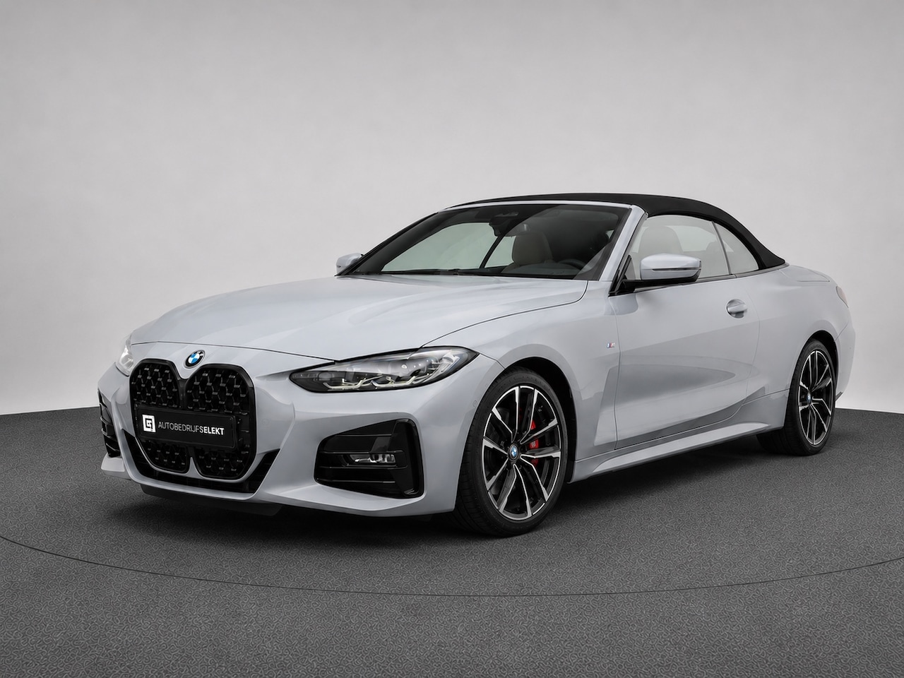 BMW 4-serie Cabrio - 420i M-Sport | Brooklyn Grey | Harman Kardon | 19 inch | Facelift | Widescreen | Stoelverw - AutoWereld.nl