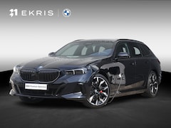 BMW 5-serie Touring - 530e | M Sportp Pro | SoH 100% | Innovation Pack | Trekhaak | Panodak | M Stoelen | Drivin