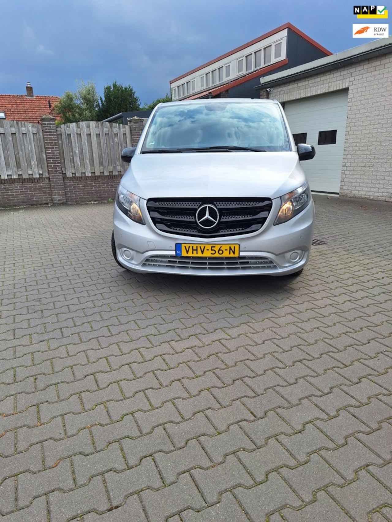 Mercedes-Benz Vito - 114 CDI Lang DC Comfort Dubbel Cabine Automaat - AutoWereld.nl