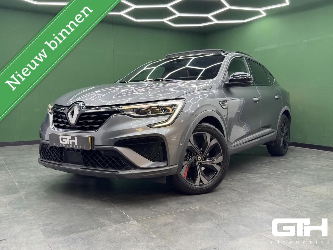 Renault Arkana - 1.6 R.S. Line Camera | Keyless | Pano | Sfeer - AutoWereld.nl