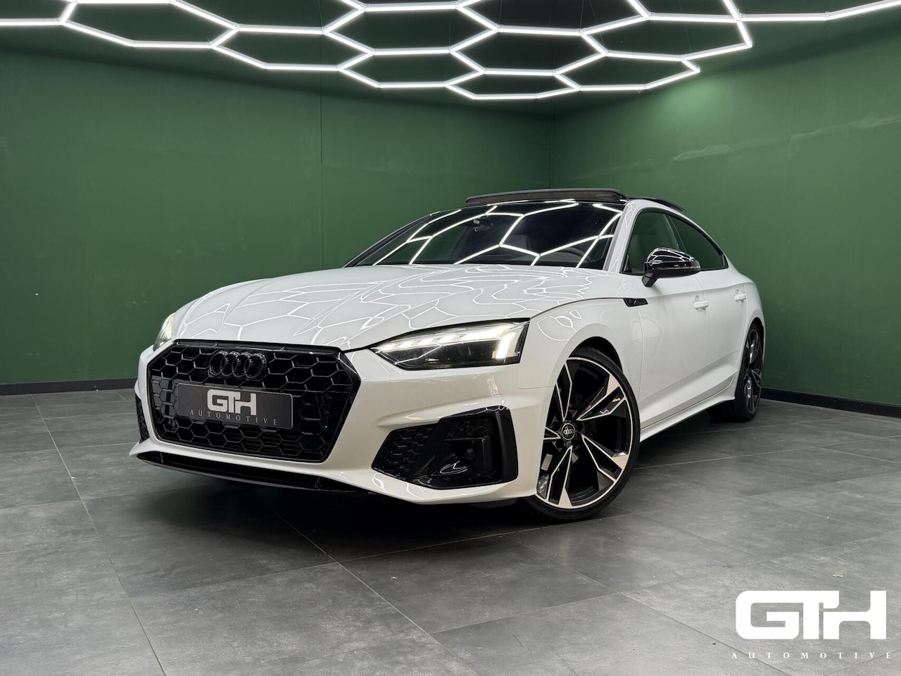 Audi A5 Sportback - 35 TFSI S-Line B&O | Lane | Memory | Pano - AutoWereld.nl