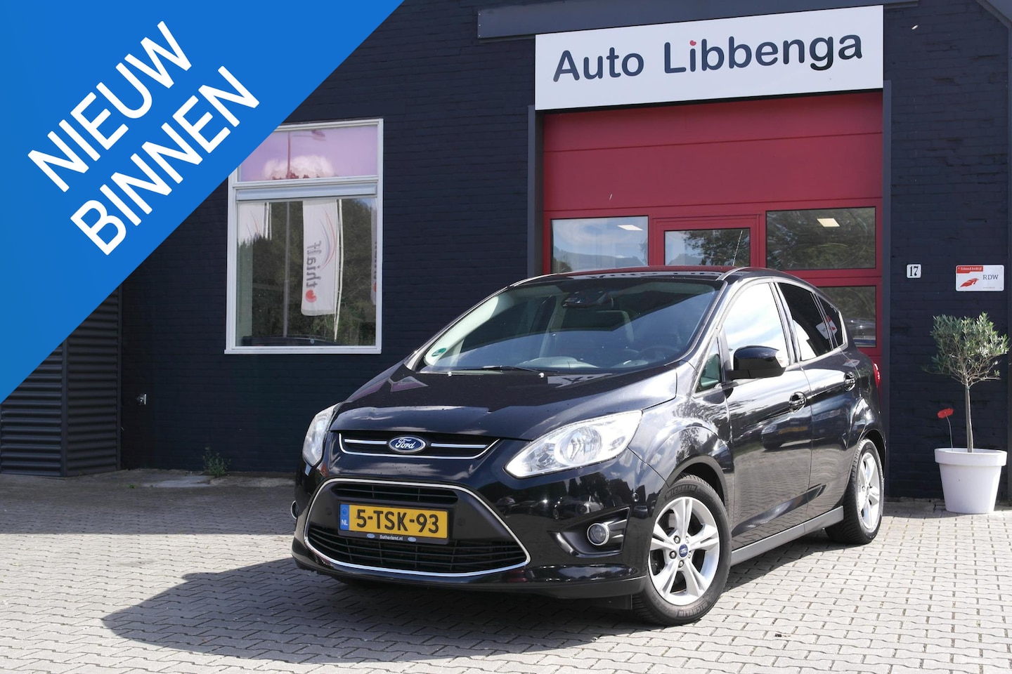Ford C-Max - 1.6 EcoBoost Titanium AIRCO / LM VELGEN / CRUISE / PANO DAK / TREKHAAK / PARKING ASSISTENT - AutoWereld.nl