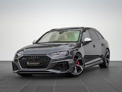 Audi RS4 - Avant 2.9 TFSI 450pk Quattro Pano Dynamic B&O 20'' HuD Massage ACC