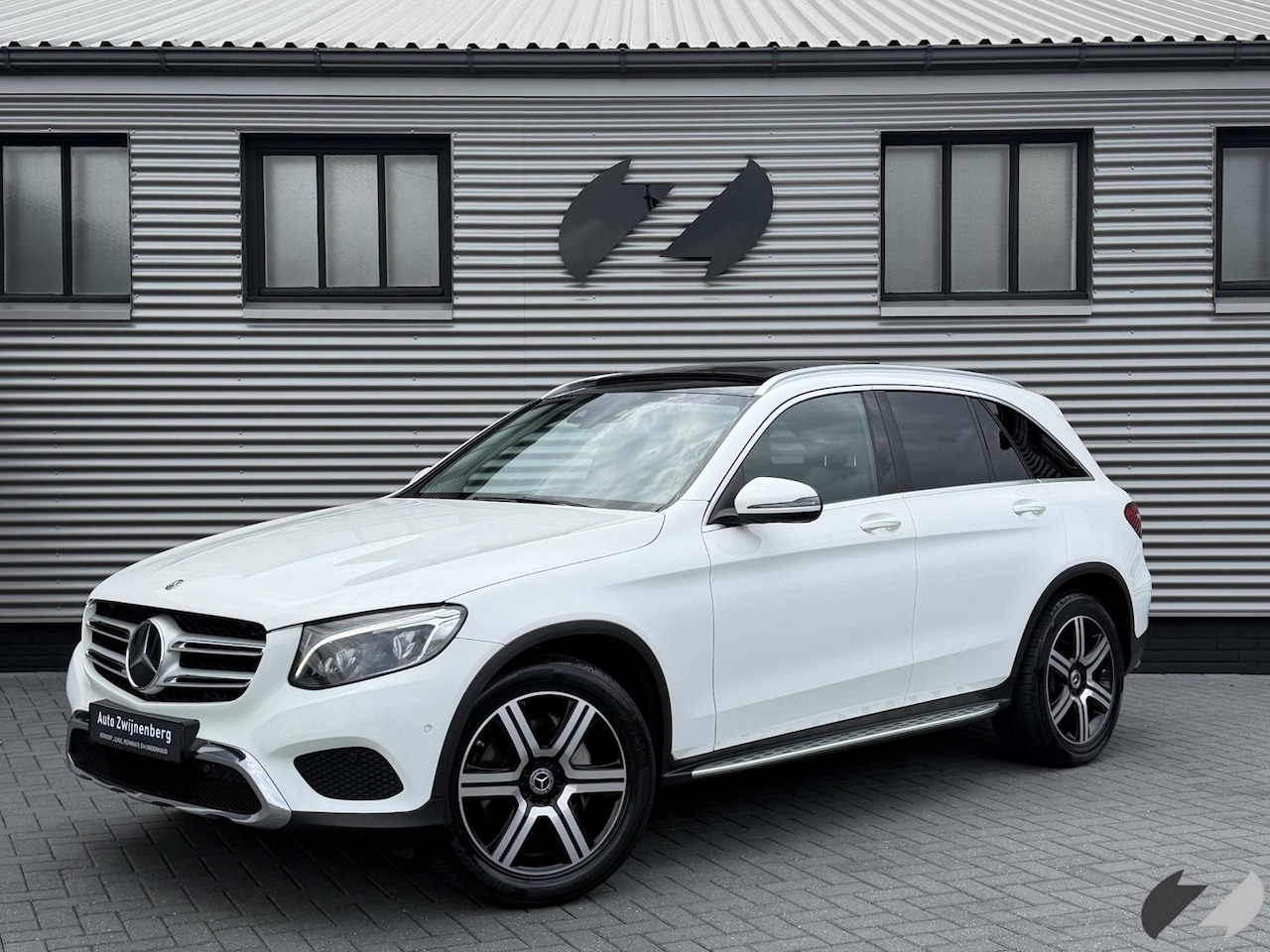 Mercedes-Benz GLC-klasse - 250 4MATIC |Pano|Trekhaak|Distronic| | Pano | Trekhaak | - AutoWereld.nl