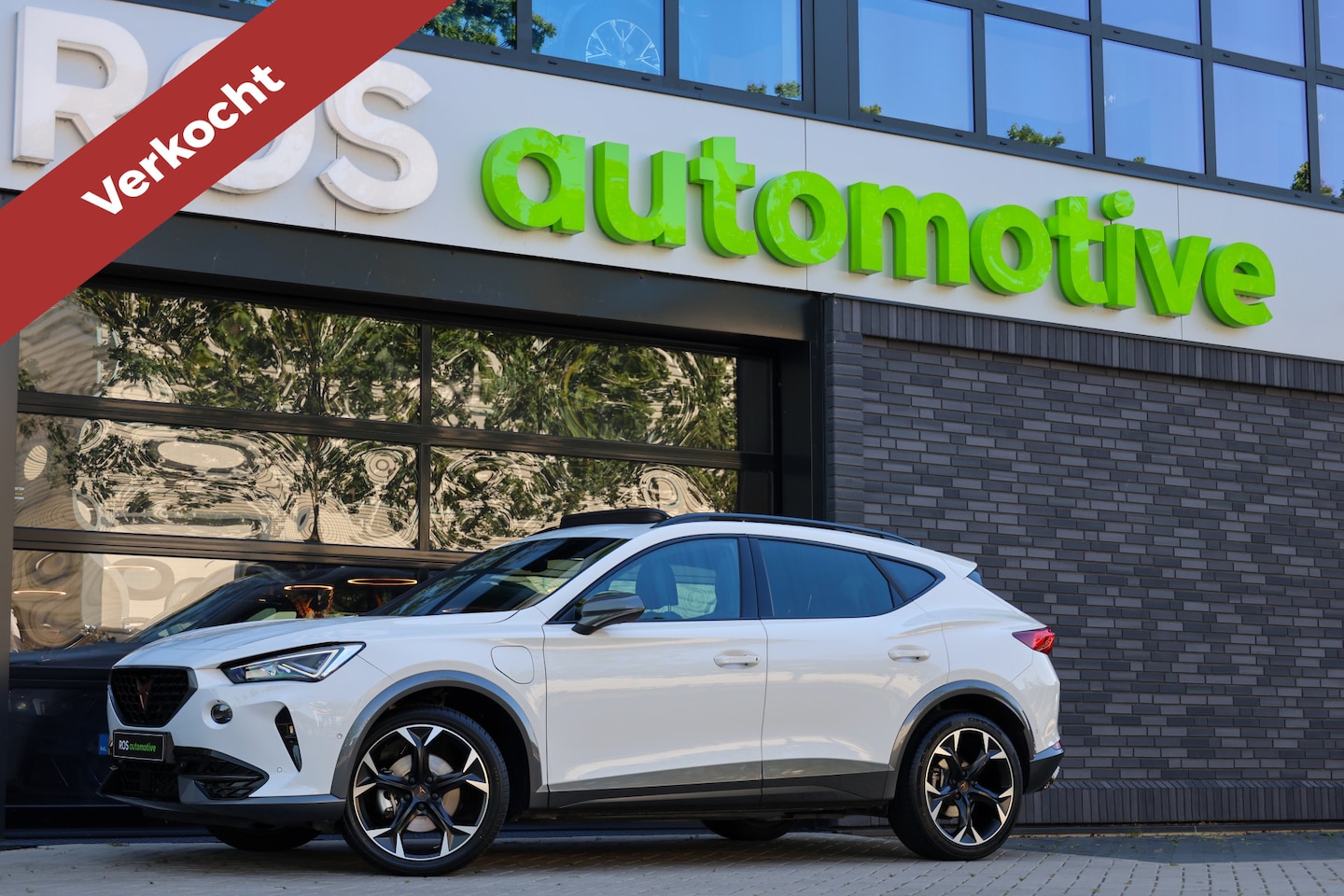 CUPRA Formentor - 1.4 e-Hybrid Business | BTW | PANO | ACC | STUURVERW | CAMERA | CARPLAY | SFEER | KEYLESS - AutoWereld.nl