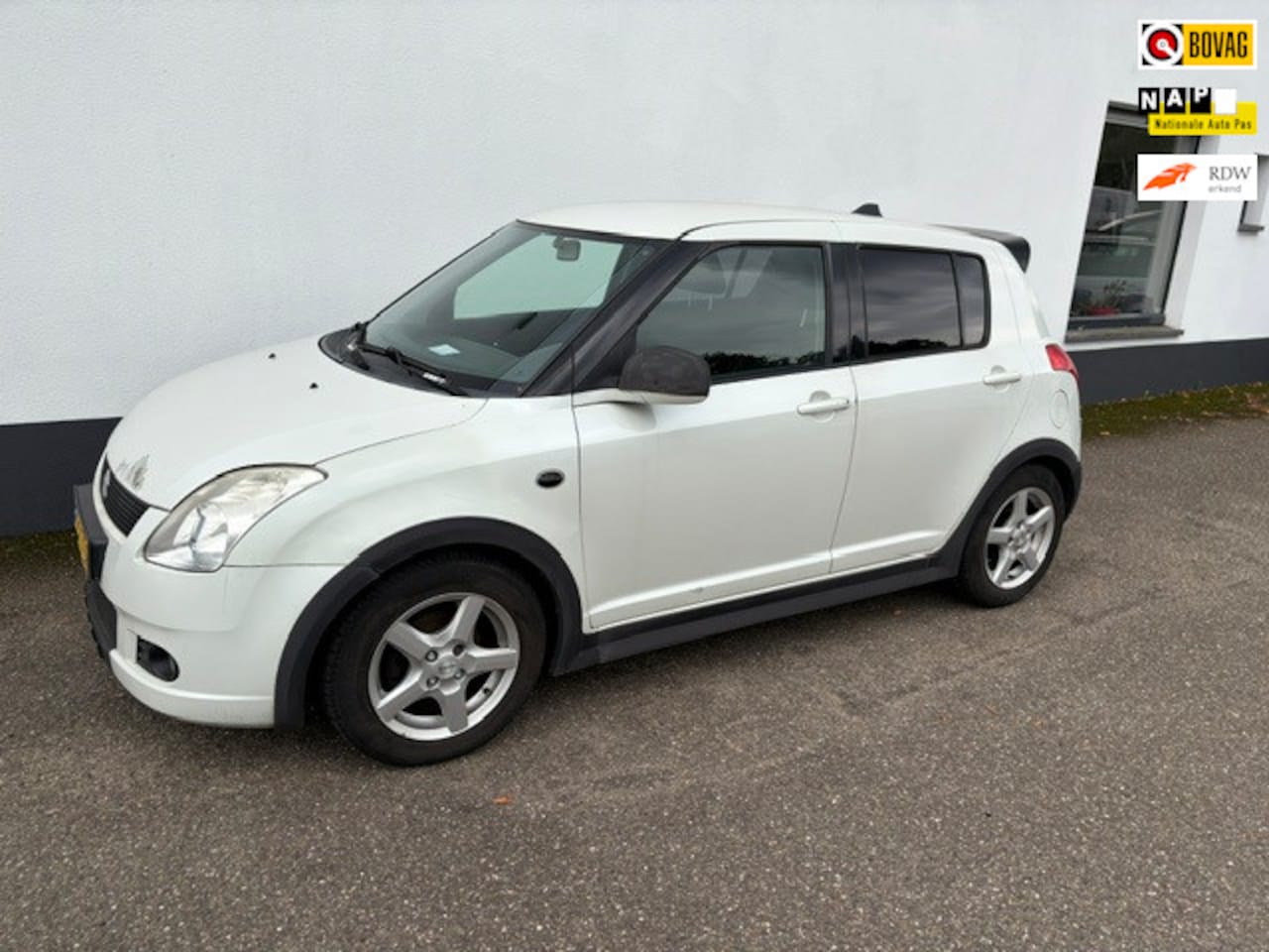 Suzuki Swift - 1.3 Shogun 1.3 Shogun, '07, 5-drs, airco, bak kapot, inruilkoopje ! - AutoWereld.nl