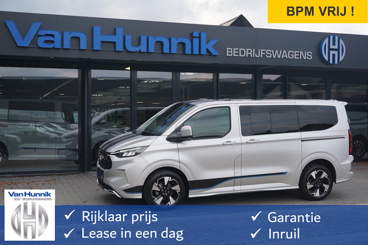 Ford Transit Custom - 320S 170PK DC Sport AUT BPM VRIJ Demo!! Navi, ACC, 360° Cam, 19" LM, Elek. Schuifdeur!! NR - AutoWereld.nl