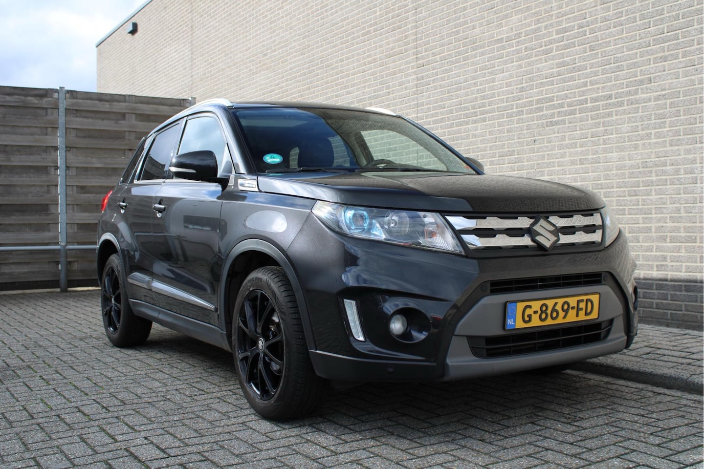 Suzuki Vitara - 1.6 High Executive 1.6 High Executive - AutoWereld.nl