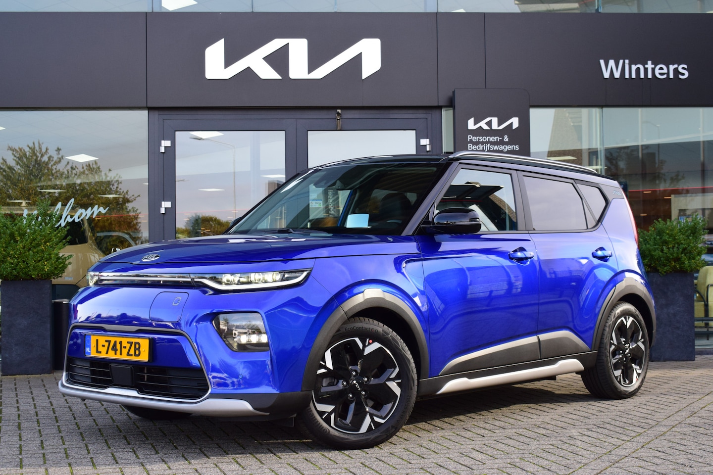 Kia e-Soul - ExecutiveLine 64 kWh | Leder | Stoelventilatie | Head-Up Display | Dodehoekassistentie | T - AutoWereld.nl