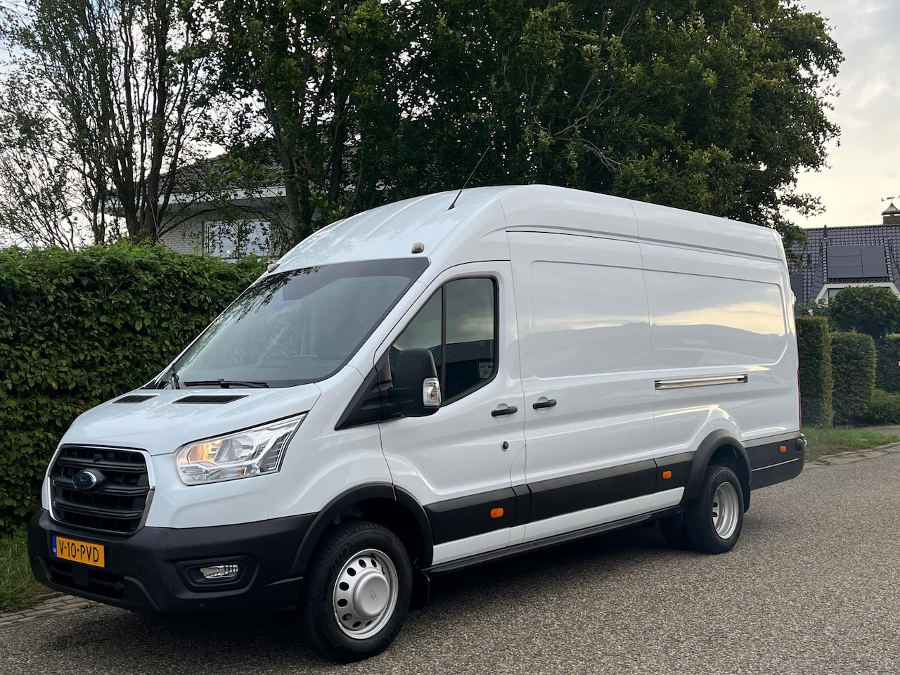 Ford Transit - 350 DL 2.0 130 pk RWD L3H3 Trend | Dubbele schuifdeur 3000kg trekgewicht| Dubbellucht - AutoWereld.nl
