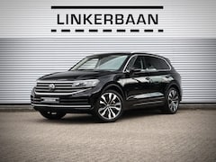 Volkswagen Touareg - 3.0 TSI eHybrid 4Motion Elegance | Panoramadak | Massage | Trekhaak | 21 inch |