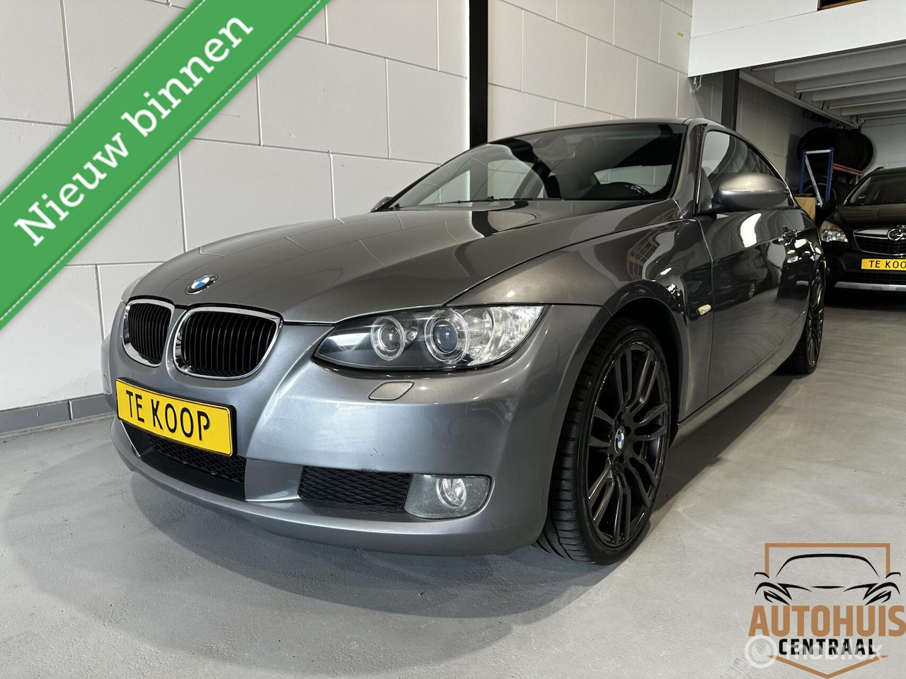 BMW 3-serie Coupé - 320i Executive*NwAPK*Airco*Elekramen - AutoWereld.nl