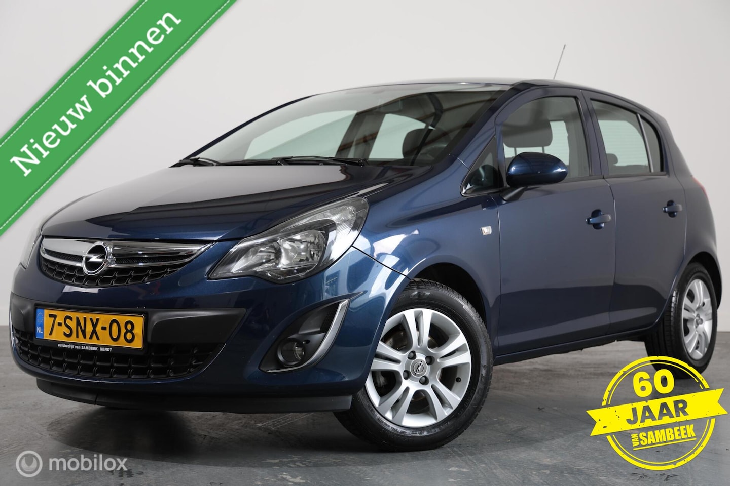 Opel Corsa - 1.2-16V Design Edition - Carplay - Airco - Cruise control - AutoWereld.nl
