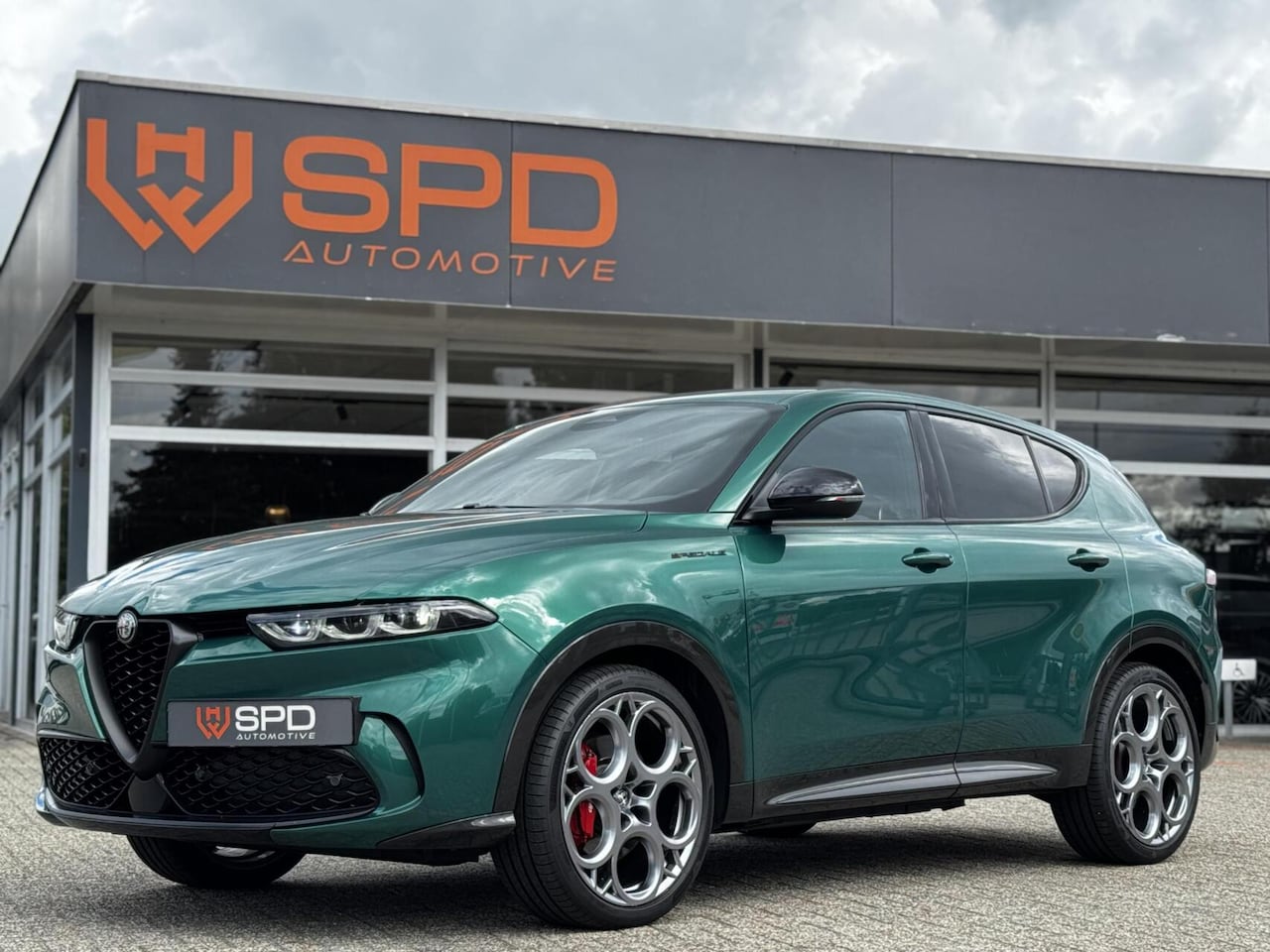 Alfa Romeo Tonale - 1.5T Hybrid Ed Speciale|CAM|20"|Carpl|H&K - AutoWereld.nl