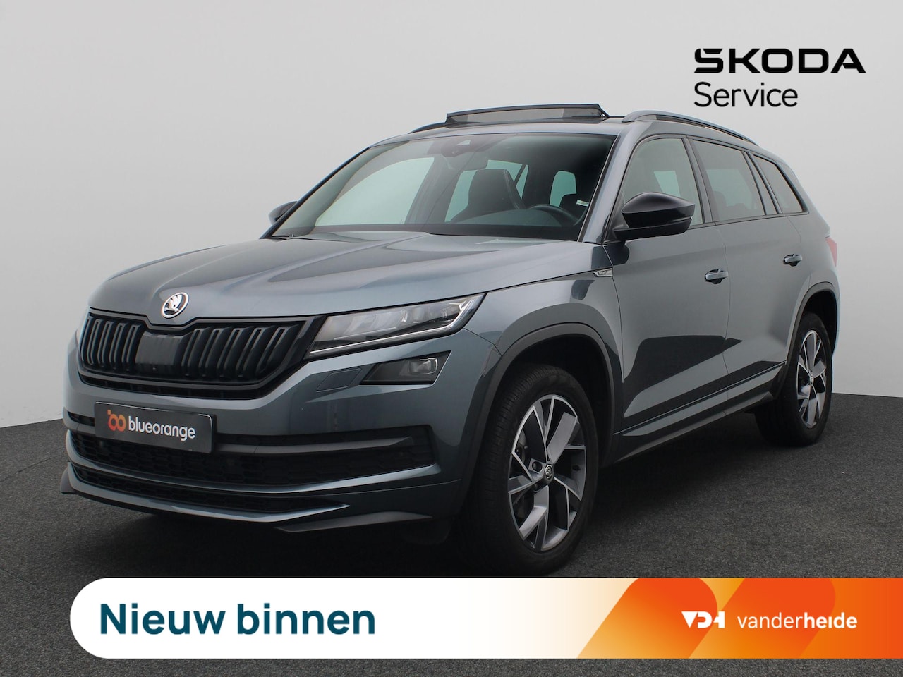 Skoda Kodiaq - 1.5 TSI Sportline Business 7p. 150PK DSG Panoramadak, Achteruitrijcamera, Navi, 19" LM Vel - AutoWereld.nl