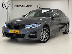 BMW 3-serie - 330e M-Sport | Schuif/kanteldak | Elektrische stoelen | Verwarmd stuur |
