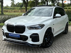 BMW X5 - XDrive45e High Executive M Sport 394pk Panoramadak / 22inc / Laser Light / Trekhaak
