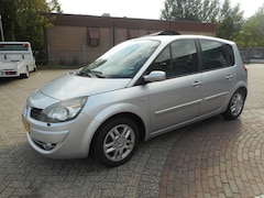 Renault Scénic - 2.0-16V Tech Line