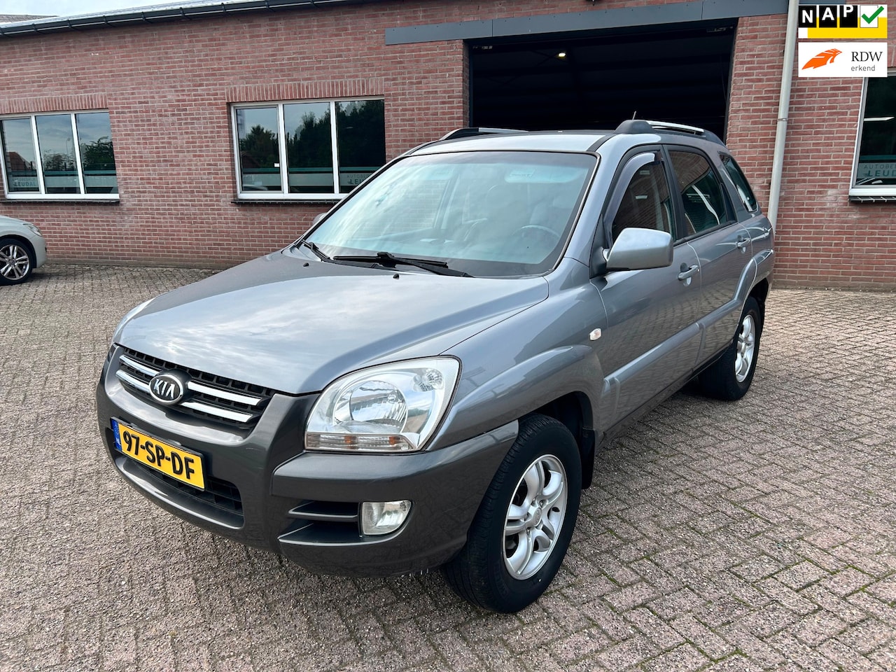 Kia Sportage - 2.0 CVVT Executive // 192.000 km NAP // Airco - AutoWereld.nl