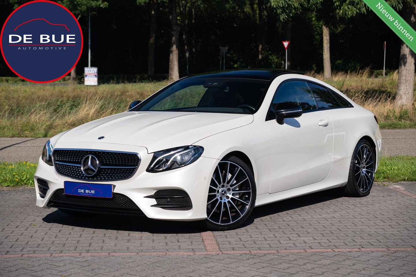 Mercedes-Benz E-klasse Coupé - 200 AMG 9G|Panoramadak|WideScreen|Burmester|Sfeerverlichting|LED|Night|2 Eig|Dealer Onderh - AutoWereld.nl