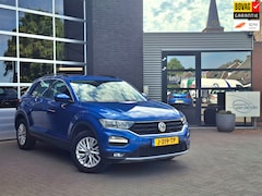 Volkswagen T-Roc - 1.5 TSI Sport | Stoel -& stuurverwarming | Achteruitrij Camera
