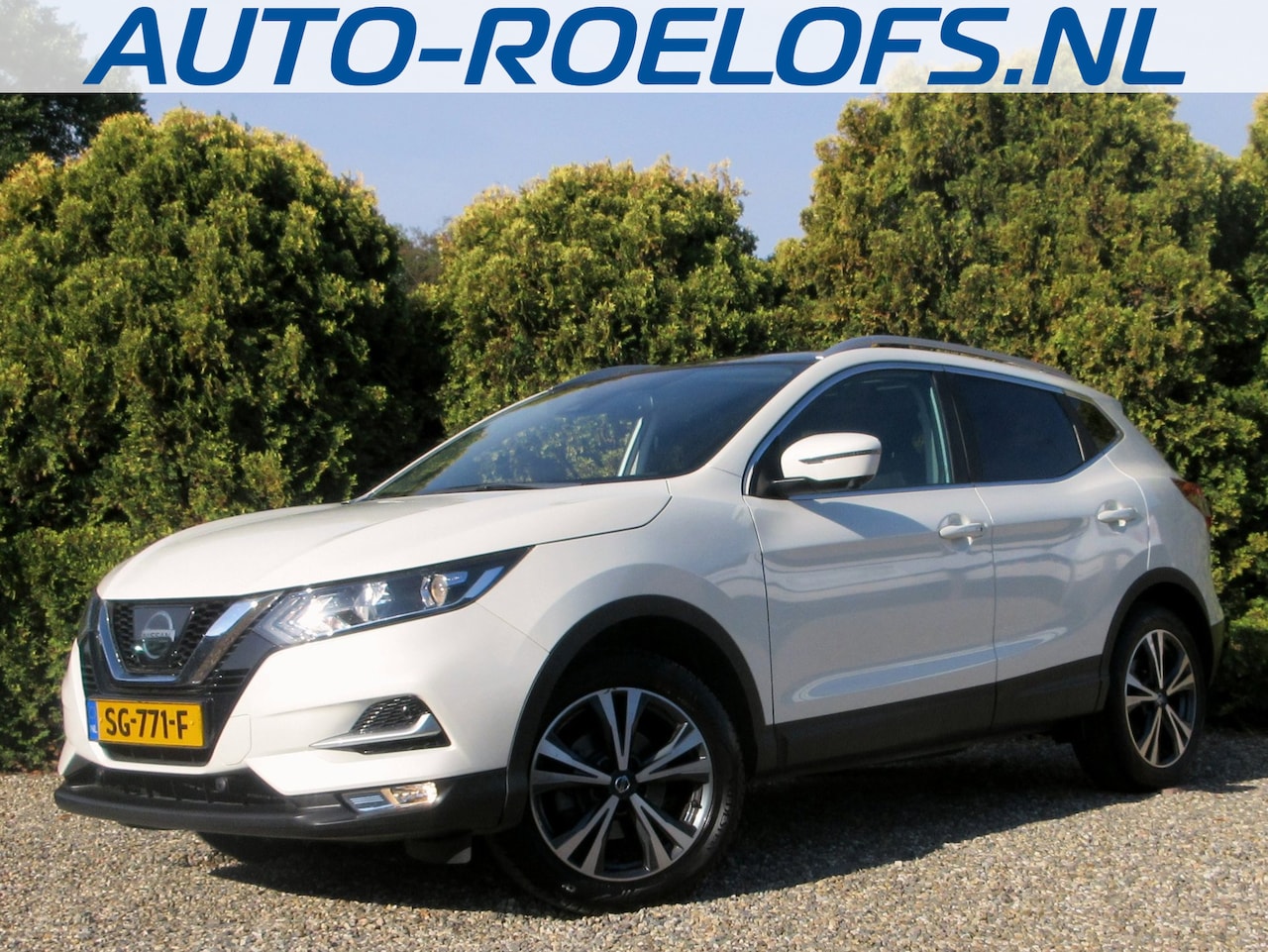 Nissan Qashqai - 1.2 N-Connecta * 360cam * Pano * Trekhaak * - AutoWereld.nl