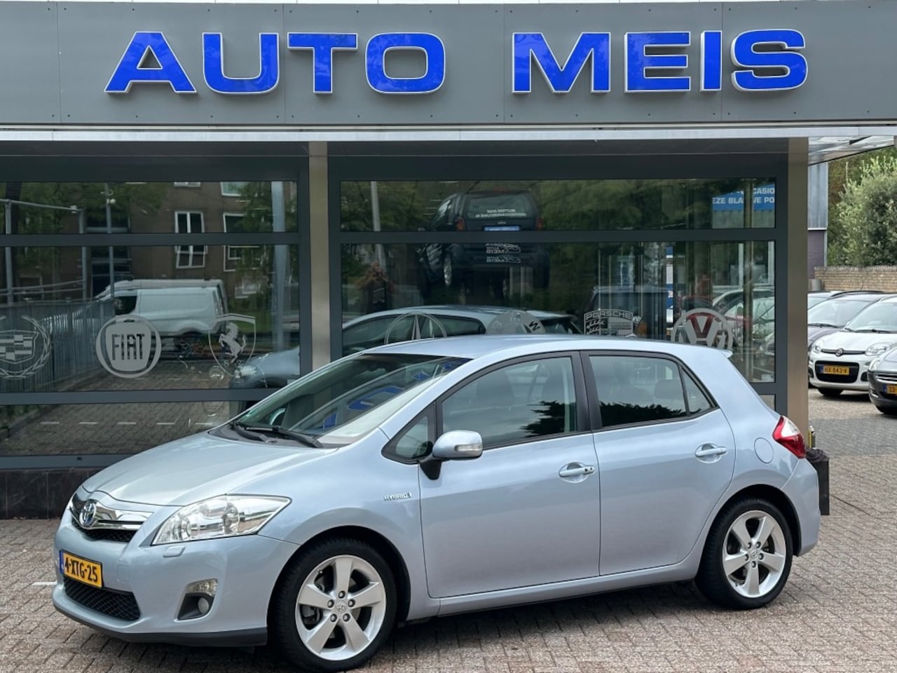 Toyota Auris - 1.8 FULL HYBRID Dynamic Automaat Navi Cruise Camera - AutoWereld.nl